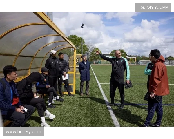 岳阳本土足球教练奋力耕耘助推城市青训崛起与足球文化传承